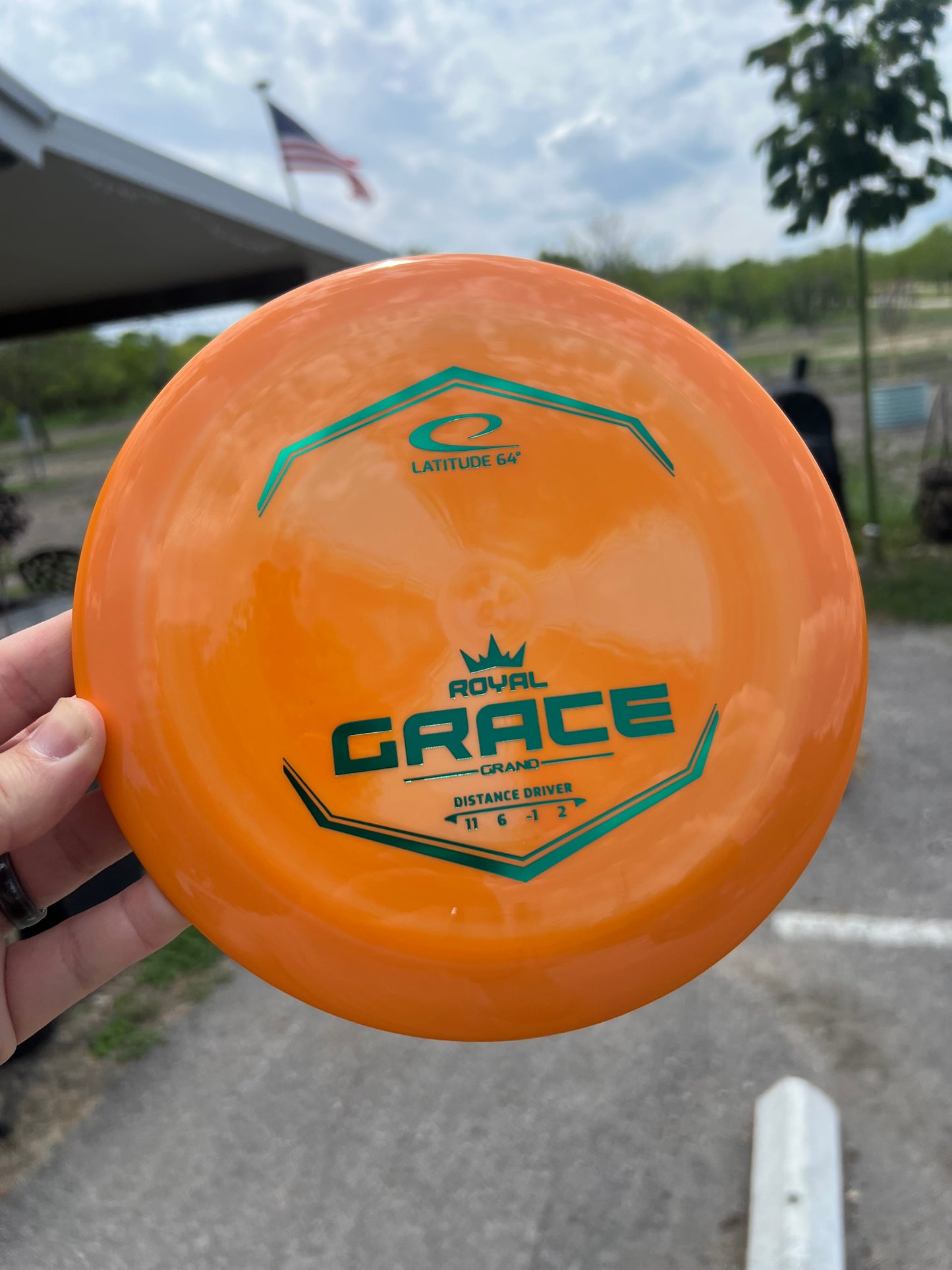 Lat64 Royal Grand Grace
