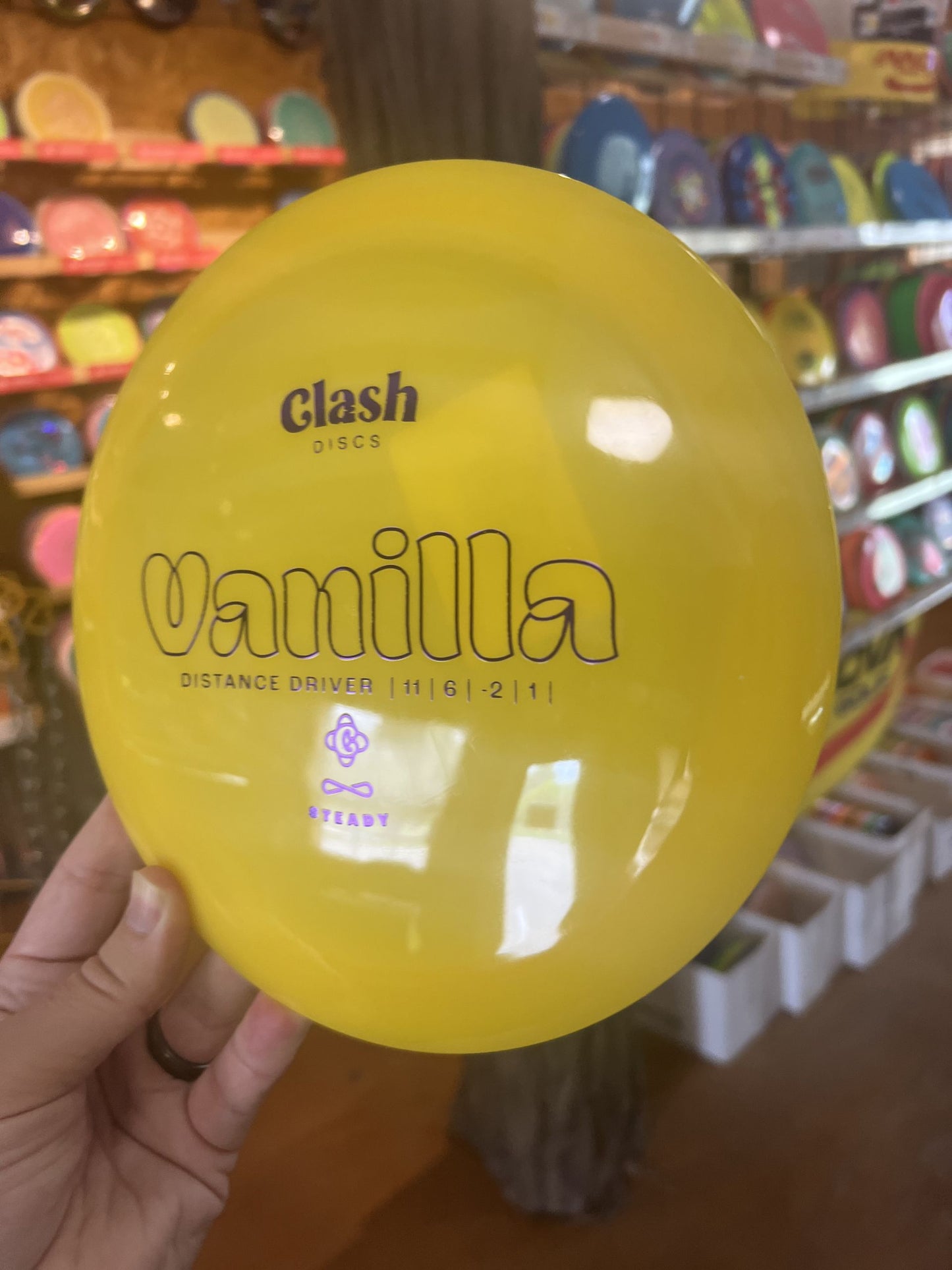 Clash Steady Vanilla