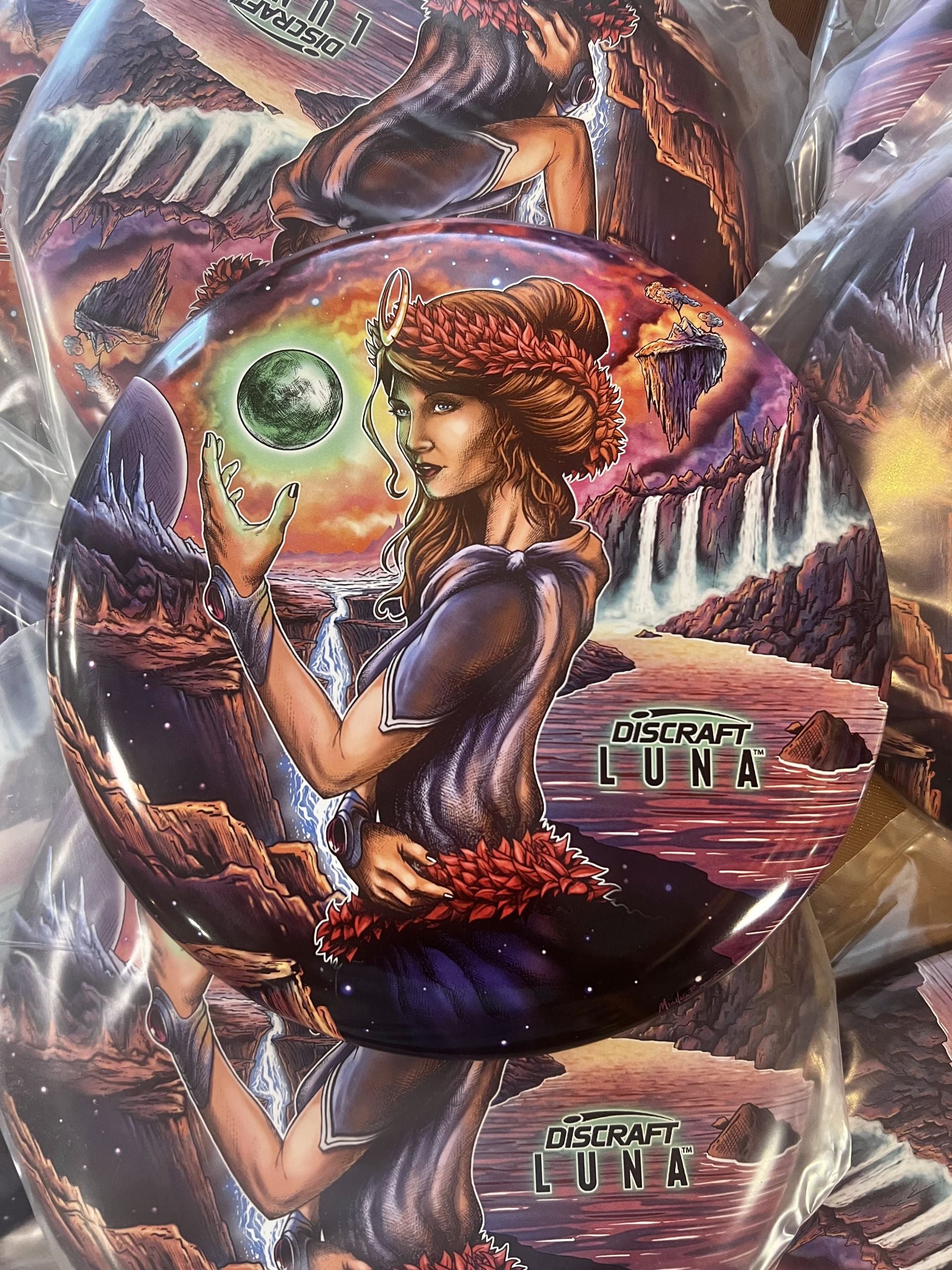 Discraft SuperColor Luna